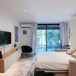 studio-moderne-dans-le-golfe-de-saint-tropez.fr-provencehotel.com/