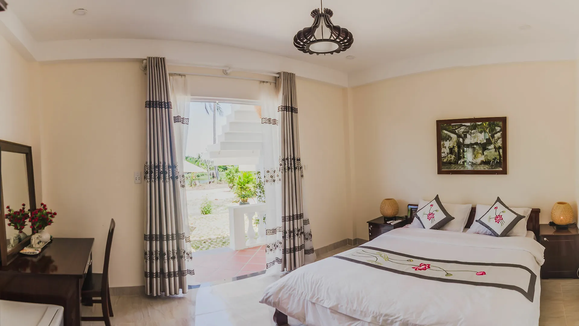 The Moon River Homestay & Villa Hội An 0*,